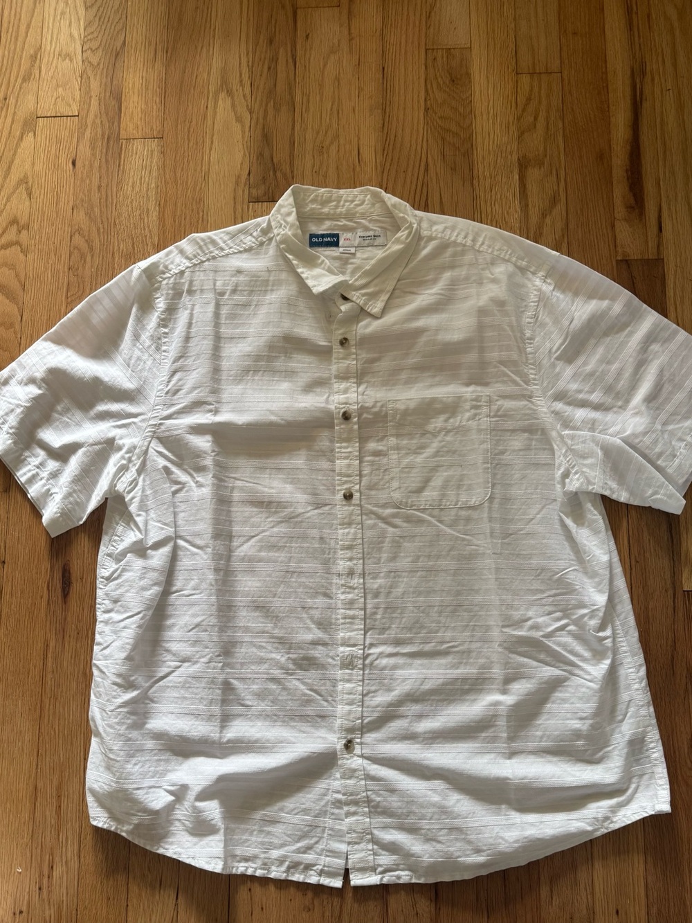 Old Navy White Short-Sleeve Casual Button-Down Shirt